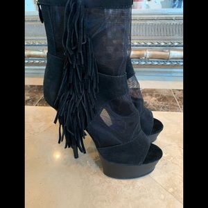 New Pleaser Boots Size 8
